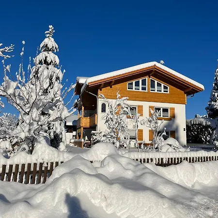 23 Neu Erbaute Ferienwohnung Mit Schloss- Und Panoramablick Halblech Exterior photo