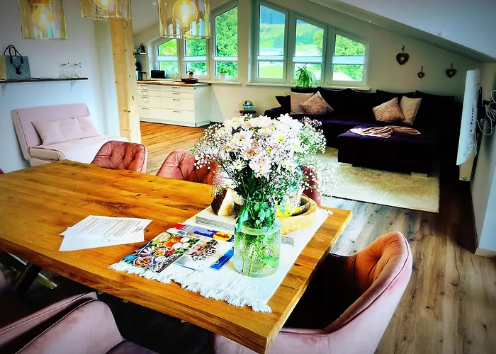 23 Neu Erbaute Ferienwohnung Mit Schloss- Und Panoramablick