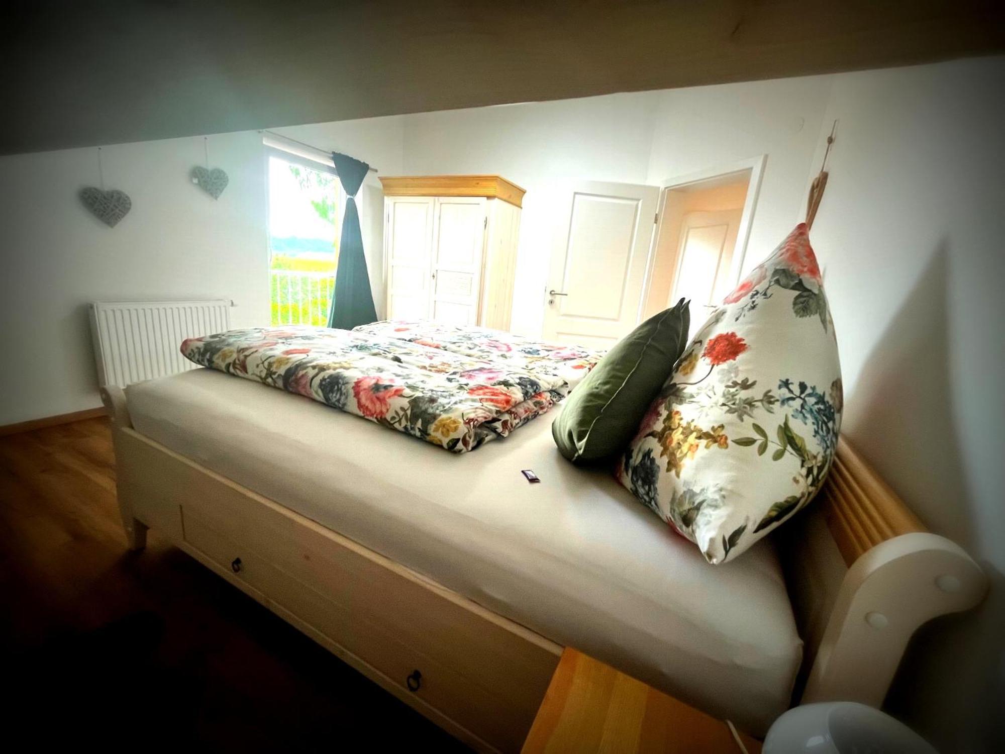 23 Neu Erbaute Ferienwohnung Mit Schloss- Und Panoramablick Apartment