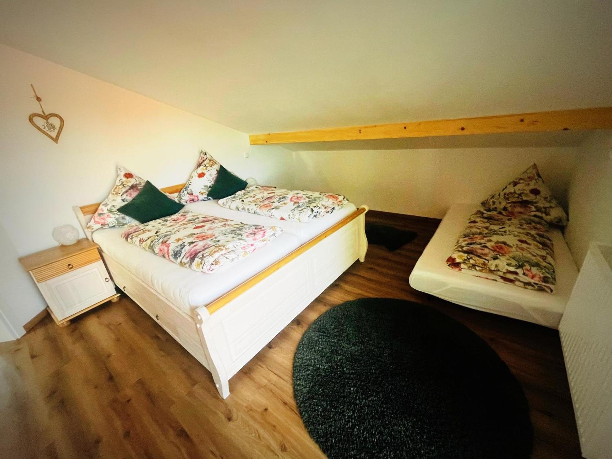 Apartment 23 Neu Erbaute Ferienwohnung Mit Schloss- Und Panoramablick *