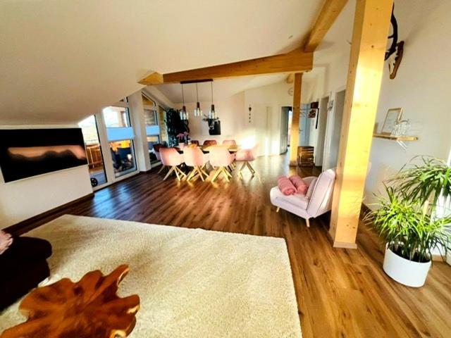 23 Neu Erbaute Ferienwohnung Mit Schloss- Und Panoramablick Halblech