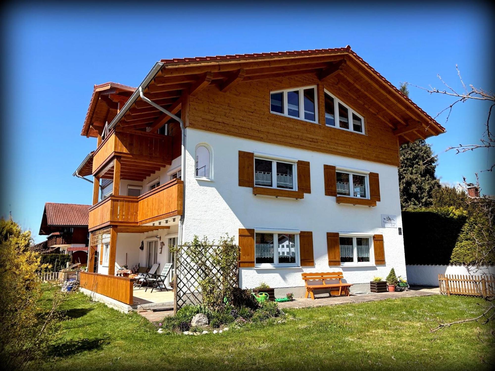 23 Neu Erbaute Ferienwohnung Mit Schloss- Und Panoramablick